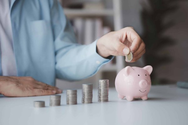 Can Upgraded Engine Mounts Reduce Wheel Hop in a Front-Wheel-Drive Volkswagen Golf R?