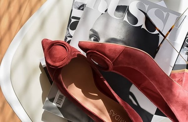 What's the Best Strategy to Maintain Suede Heels for Continuous Professional Use?